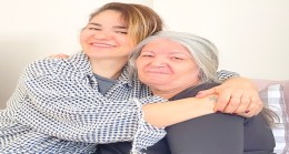 Derya Bedavacı’ dan Anneler Günü hediyesi