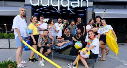 Duqqan Sahne’de muhteşem “Beach” party