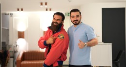 Jeremy Jackson’dan Berkay Tulpar’a Güven: Estetikte Türkiye Rüzgarı