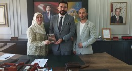 Yazar Saime Fındıkçı ve Mavi Kuş Medya Yayıncılıktan Osmaniye Protokolüne Ziyaret