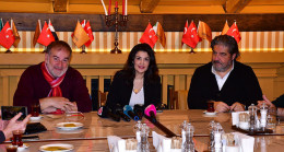 Esra Öztürk’ten özel buluşma