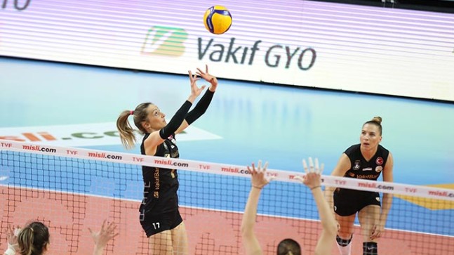 Lider VakıfBank’tan 28’inci galibiyet