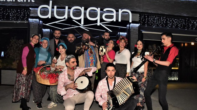 Duqqan’da unutulmaz Roman Gecesi