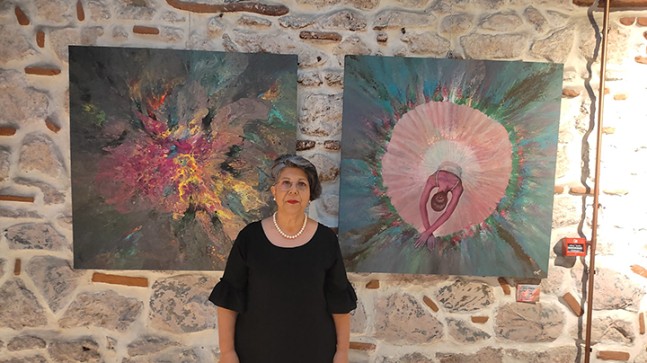 Oya Gönen “Color Of Nature” adlı solo sergisini sanatseverlerle buluşturdu.