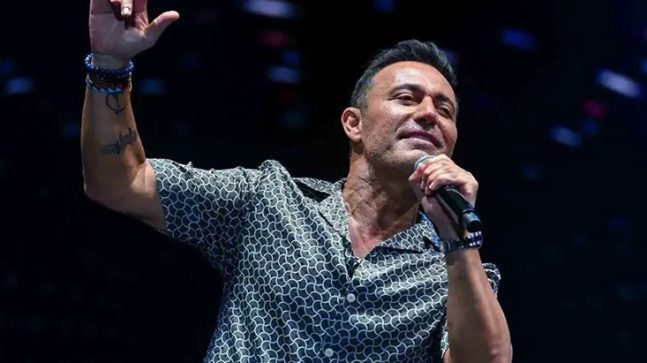 Mustafa Sandal’a tepkiler çığ gibi büyümeye devam ediyor!