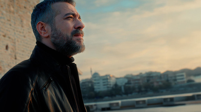 Resul Dindar’dan yüreklere işleyen aşk şarkısı “Yalanlar”