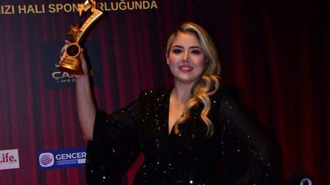 Işıltının Adı: Ayşegül Sağ’a Uluslararası Prestij Ödülü!