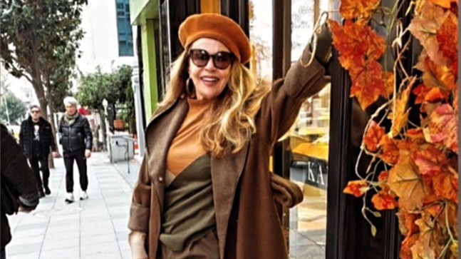 Tepeden Tırnağa Gül Erda