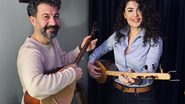 Esra Öztürk’ten müzik dünyasını harekete geçiren proje!