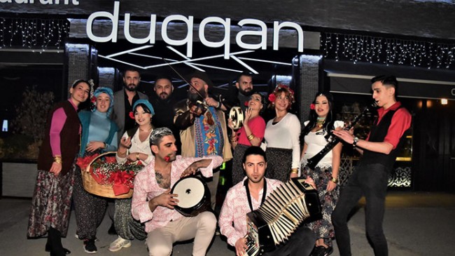 Duqqan’da unutulmaz Roman Gecesi