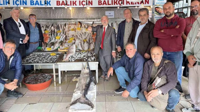 Balıkçı Kenan: Halkımız bol ve ucuz olan balığı tercih etsin