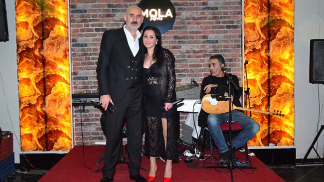 Yeni Mola Sahne Birsen Aslan’ı sahnesinde ağırladı
