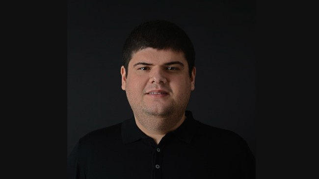 Kerem Albayrak Kimdir?