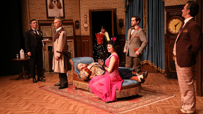 Kasım ayında İBB Şehir Tiyatroları 35 oyunla tiyatroseverlerle buluşacak