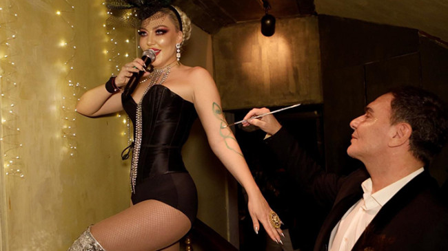 Esma Er sanatseverleri hayran bıraktı