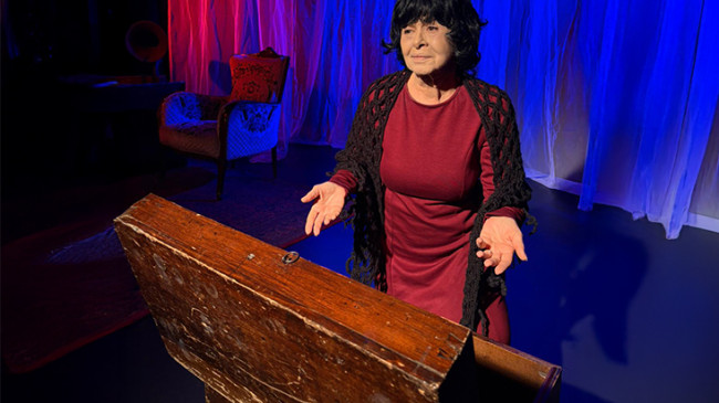 Nilgün Kasapbaşoğlu “Vuslat” adlı oyunla 5 yıl aradan sonra tiyatro sahnelerine tekrar merhaba diyor