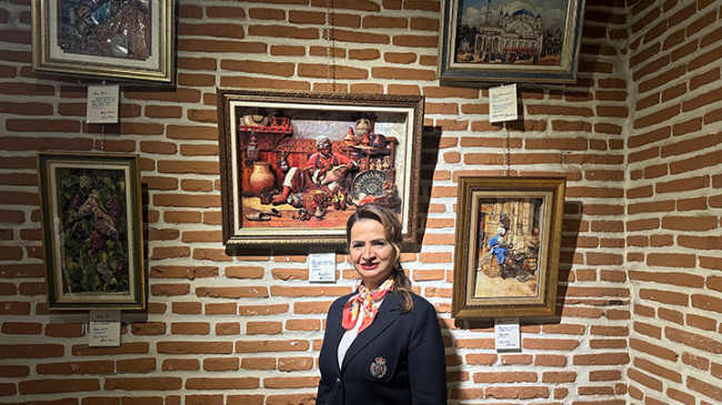 Selma Kavas eserleriyle göz kamaştırdı