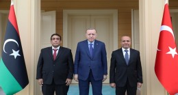 Cumhurbaşkanı Erdoğan, Libya Başkanlık Konseyi Başkanı Muhammed El Menfi ile görüştü