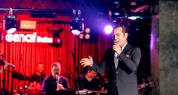 Ferhat Göçer’den unutulmaz sevgililer günü konseri
