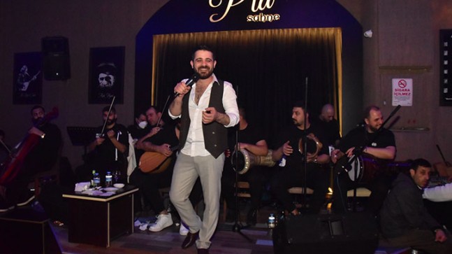 Pia Türkü Evi’nde Zaza müziğinin efsane isimleri sahne aldı