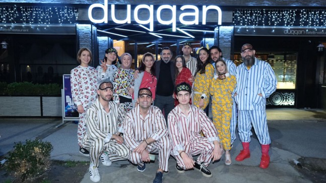 Duqqan Sahne’de çılgın pijama party’si