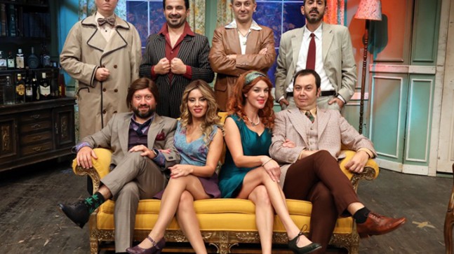 İstanbul Şehir Tiyatrosu’nu başarılı oyunu “Komik Para” kapalı gişe sahnelenmeye devam ediyor